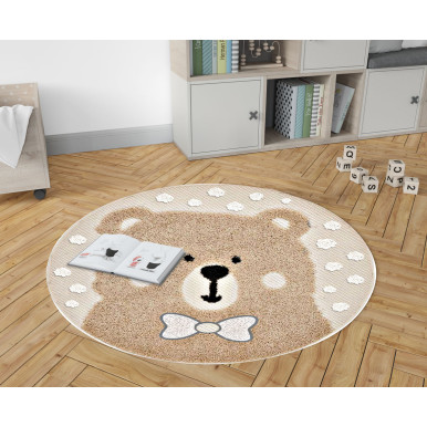 Children's bedroom rug with bear print